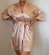 Load image into Gallery viewer, Champagne Toast-  Essential  Robe
