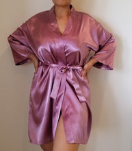 Load image into Gallery viewer, French Mauve-Essential Robe
